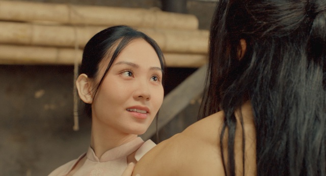 Hoa hậu Mai Phương hé lộ những 'lần đầu tiên' khi đóng phim Trùm Sò- Ảnh 3.