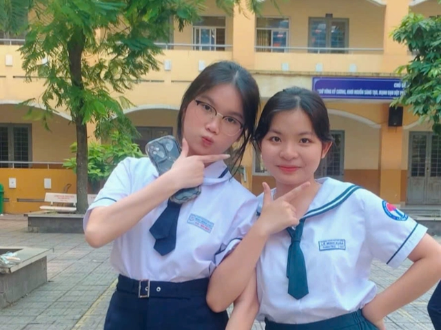 Nữ sinh Trường THPT Lê Minh Xuân đi tìm ‘dấu vân tay’ riêng trong thế giới văn chương - Ảnh 6.