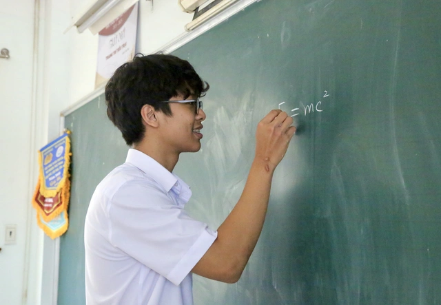 Nam sinh bền bỉ chinh phục giải nhất học sinh giỏi TP.HCM- Ảnh 2.