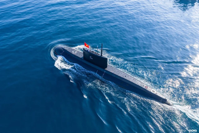 Vietnam submarine officer recounts split-second decisions underwater- Ảnh 3. Vietnam submarine officer recounts split-second decisions underwater- Ảnh 3.