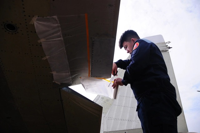 Factory A32 in Da Nang extends fighter jet service life through complex modernization overhaul- Ảnh 1. Factory A32 in Da Nang extends fighter jet service life through complex modernization overhaul- Ảnh 1.