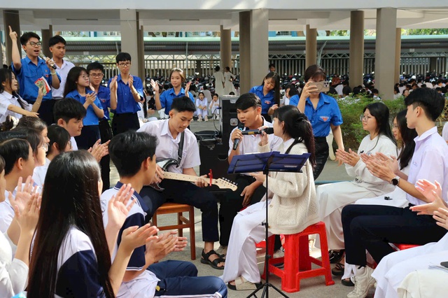 Khám phá 'vũ trụ' câu lạc bộ tại Trường THPT Nguyễn Khuyến - Bà Rịa - Vũng Tàu- Ảnh 3. Khám phá 'vũ trụ' câu lạc bộ tại Trường THPT Nguyễn Khuyến - Bà Rịa - Vũng Tàu- Ảnh 3.