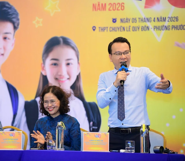 Ngày hội Tự tin vào lớp 10 tại Trường THPT chuyên Lê Quý Đôn: gỡ rối nhiều thắc mắc cho học sinh - Ảnh 9.