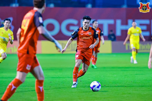 Trực tiếp V-League 1: Hoàng Anh Gia Lai - Ninh Bình - Ảnh 1. Trực tiếp V-League 1: Hoàng Anh Gia Lai - Ninh Bình - Ảnh 1.