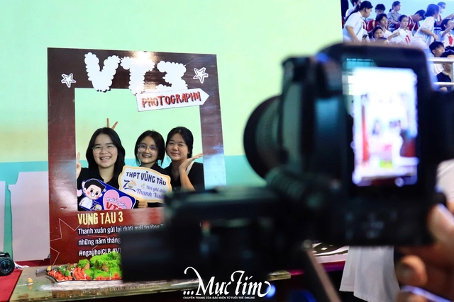 Trải nghiệm không gian khoa học đầy màu sắc tại Ngày hội Tự tin vào lớp 10 - Ảnh 4.