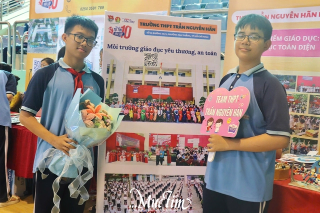 Trải nghiệm không gian khoa học đầy màu sắc tại Ngày hội Tự tin vào lớp 10 - Ảnh 10.