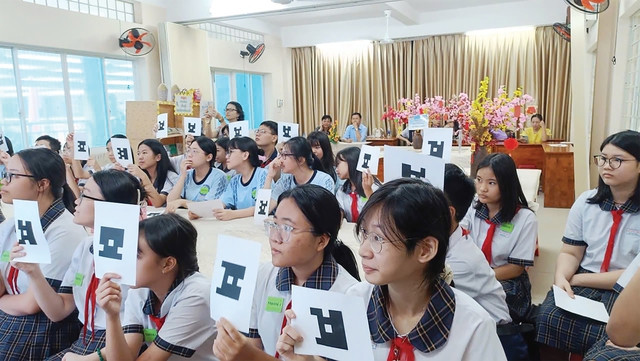 Học trò thành phố Lớn lên cùng sách - Ảnh 1.