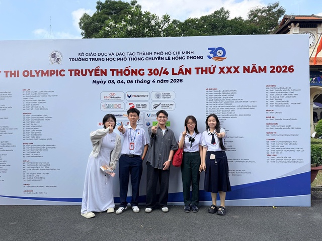 Từng ‘lỡ hẹn’, nam sinh Tây Ninh trở thành thủ khoa môn lịch sử khối 11 Kỳ thi Olympic truyền thống 30-4 - Ảnh 3.