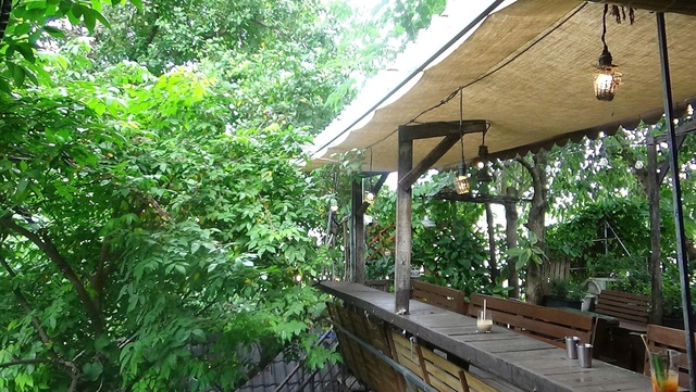 3 quán cà phê yên tĩnh giúp bạn tận hưởng cuối tuần yên bình- Ảnh 6.