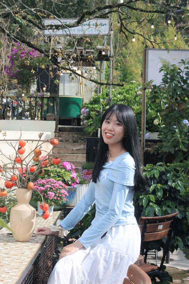 Vì sao nhiều bạn trẻ lại ưa chuộng săn đồ cũ? - Ảnh 3.