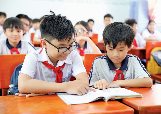 Gương mặt Con ngoan trò giỏi: Ước mơ bay lên trời xanh của Quốc Ân - Ảnh 2.