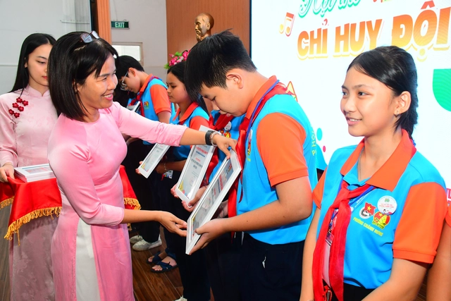 Sôi động hội thi Chỉ huy Đội giỏi phường Chánh Hưng - Ảnh 1.