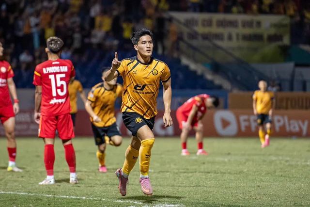 Trực tiếp vòng 21 V-League 1: Becamex TP.HCM - Đông Á Thanh Hóa- Ảnh 1.