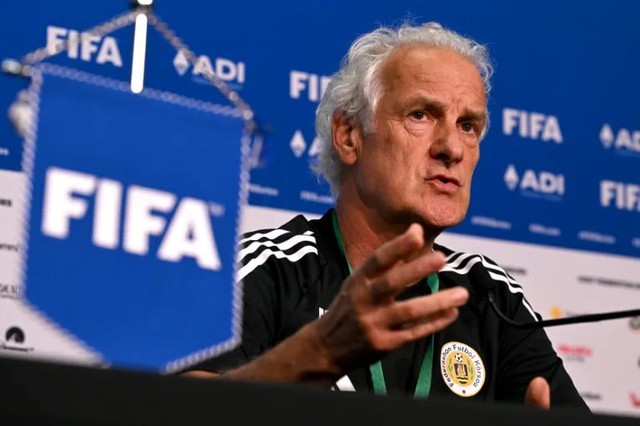 Curacao World Cup preparations rocked as coach resigns - Ảnh 1.