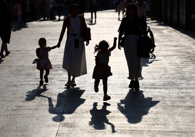 Children with parental violence more likely to turn to delinquency - Ảnh 1.