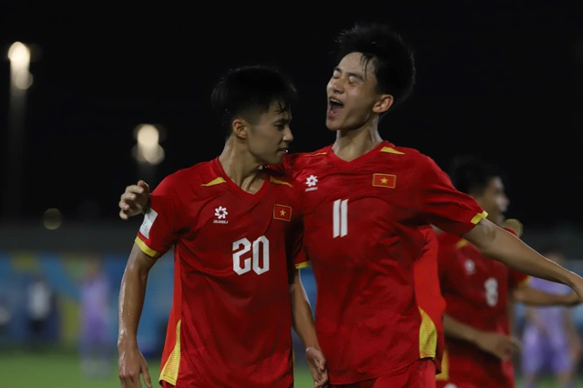 Trực tiếp U17 Việt Nam - U17 UAE: Quyết giành vé dự World Cup- Ảnh 1.