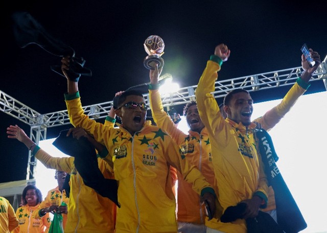 Street Child World Cup wraps in Mexico with trophies, music and U2 - Ảnh 1.