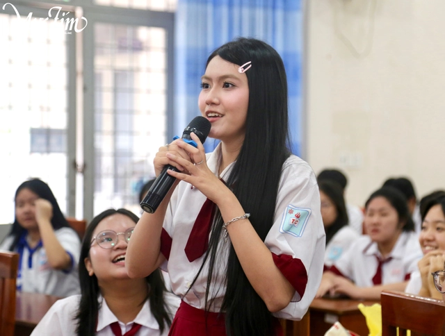 Teen THPT Trường Chinh so tài hát tiếng Anh tại Sing Out Loud- Ảnh 11.