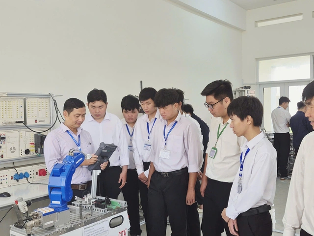 Điểm chuẩn các ngành của Trường đại học Tiền Giang 2 năm gần nhất - Ảnh 1.
