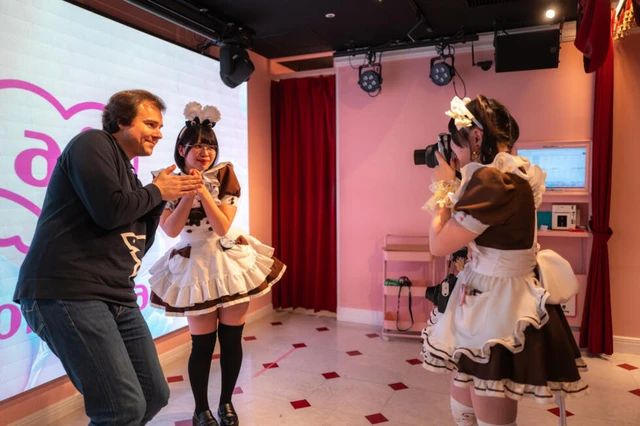 'Geek' hangout to tourist draw: Japan's maid cafes- Ảnh 4. 'Geek' hangout to tourist draw: Japan's maid cafes- Ảnh 4.