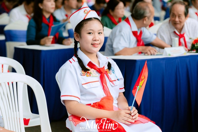 Hội đồng Đội TP.HCM tuyên dương 160 liên đội trưởng tiêu biểu năm học 2025 - 2026- Ảnh 5.
