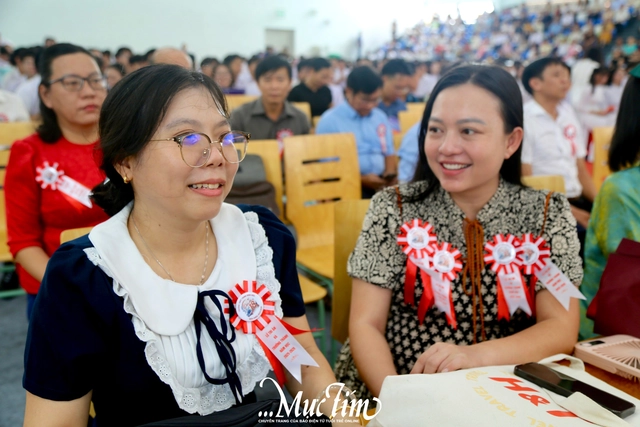 Học trò THPT Trịnh Hoài Đức cất lên những lời chưa kịp nói- Ảnh 4.