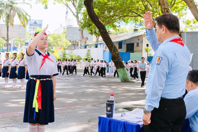 Đội viên TP.HCM sôi nổi với Hội thi Nghi thức Đội- Ảnh 6. Đội viên TP.HCM sôi nổi với Hội thi Nghi thức Đội- Ảnh 6.