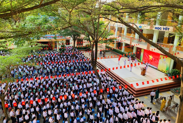 Làng Đội TP.HCM tưng bừng 85 năm mùa hoa- Ảnh 2.