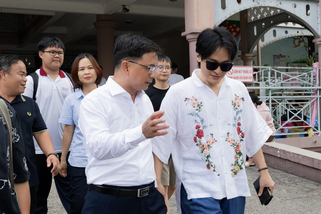 Hà Anh Tuấn và câu chuyện khiến nhiều người xúc động: Có một bàn tay bé xíu không bỏ cuộc- Ảnh 3.
