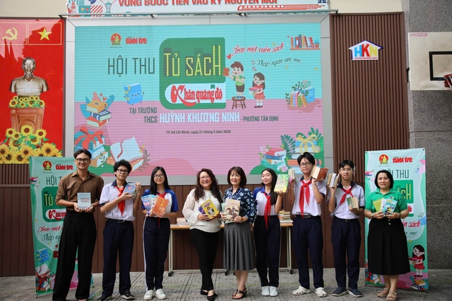 Học trò Trường THCS Huỳnh Khương Ninh góp sách tặng Tủ sách Khăn Quàng Đỏ - Ảnh 5.