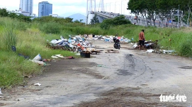 Vietnam’s Da Nang to name and shame litterers on loudspeakers while imposing fines - Ảnh 1.