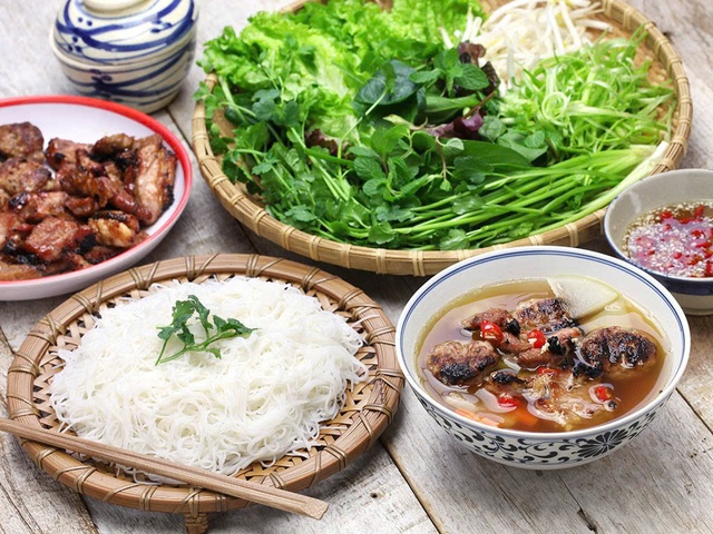 Vietnamese ‘bun cha,’ ‘thit kho tau’ among Asia’s top pork dishes in TasteAtlas rankings - Ảnh 2.