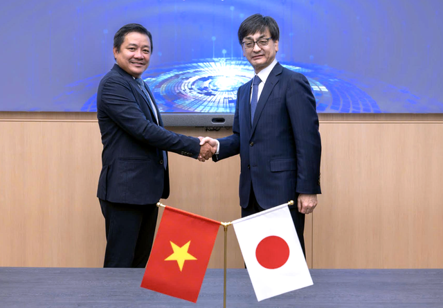 VNPT, Japan’s KDDI to launch new mobile telecom brand in Vietnam- Ảnh 1.