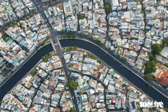 Ho Chi Minh City’s canals gradually come back to life - Ảnh 9.