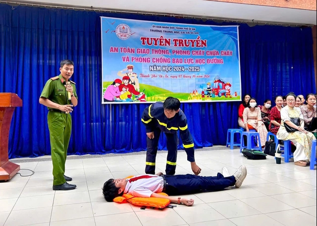 Biến giờ chào cờ thành “giờ được mong chờ” - Ảnh 6.