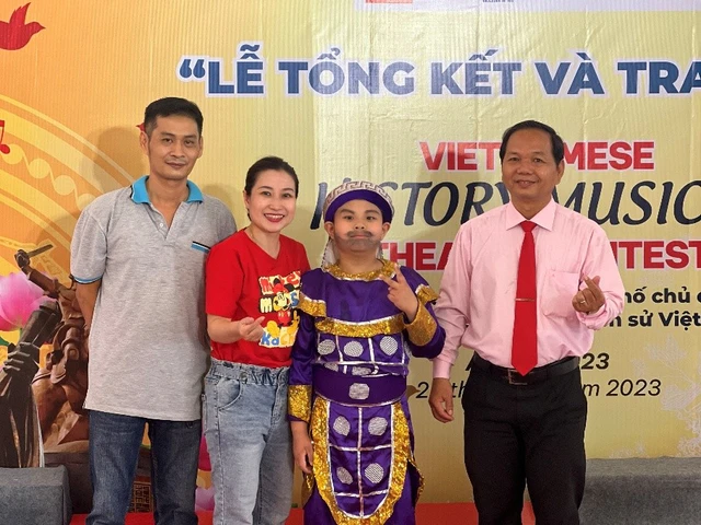 Sân khấu hóa truyền thống Đội - Ảnh 7.