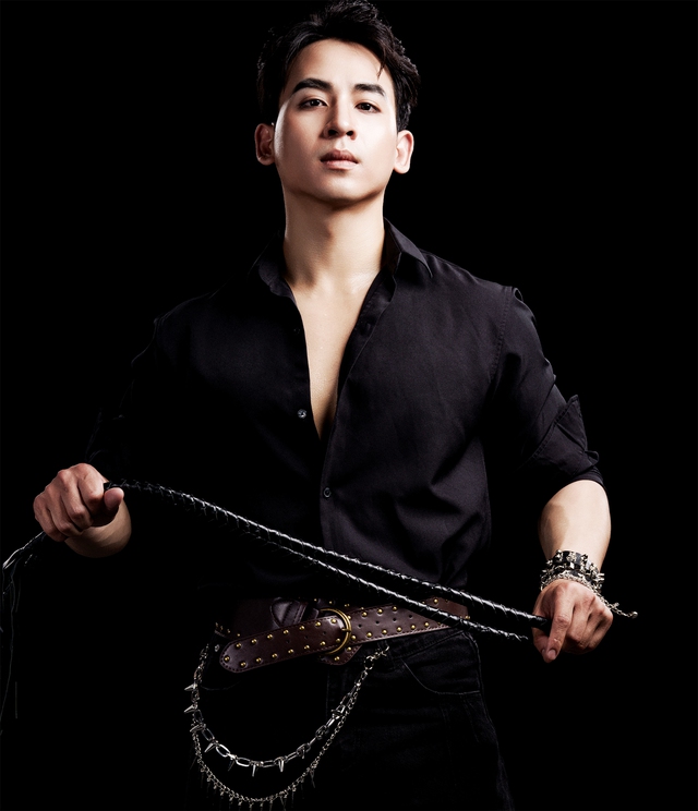 Từ hot boy làng xiếc đến anh tài chông gai - Ảnh 1.