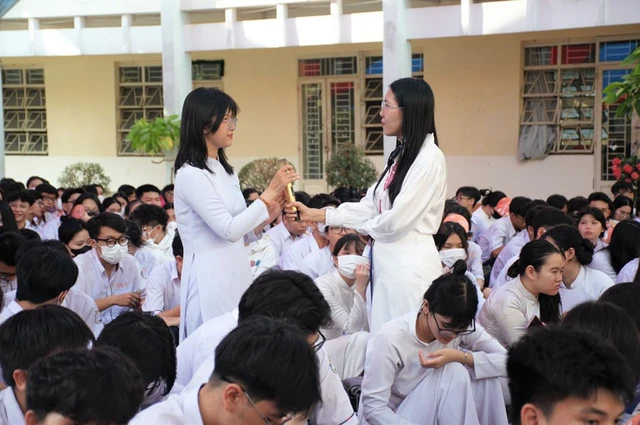 Vietnam seeks stronger reproductive healthcare as safe sex awareness remains low- Ảnh 1.
