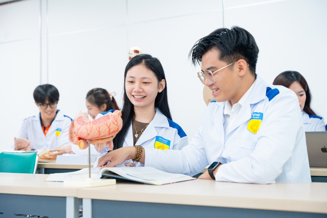 Trường đại học Công nghệ TP.HCM (HUTECH) đào tạo ngành Y khoa từ năm 2026 - Ảnh 1.