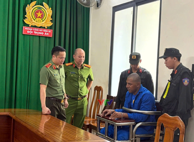 2 Samoan suspects carry out fatal shooting in Ho Chi Minh City under orders from overseas - Ảnh 3.