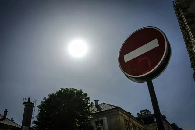 Why is Europe the world's fastest warming continent? - Ảnh 1.