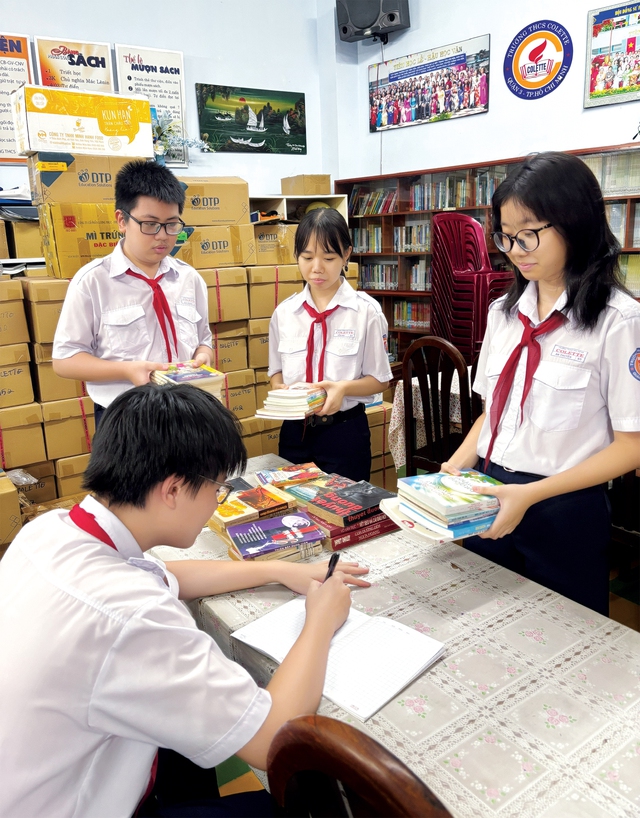 Trao một cuốn sách Thắp ngàn ước mơ - Ảnh 5.