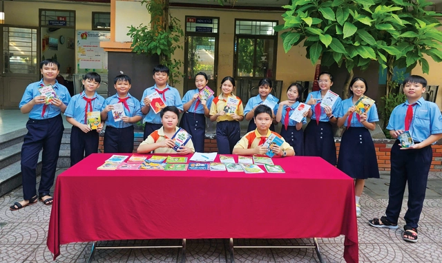 Trao một cuốn sách Thắp ngàn ước mơ - Ảnh 5.