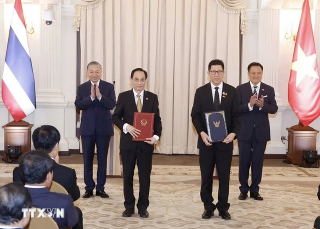 Vietnam, Thailand target $25bn in two-way trade as ties expand across sectors- Ảnh 1.