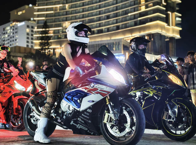 Over 1,000 local, international bikers join Asia-Pacific motorcycle festival in south-central Vietnam - Ảnh 2.