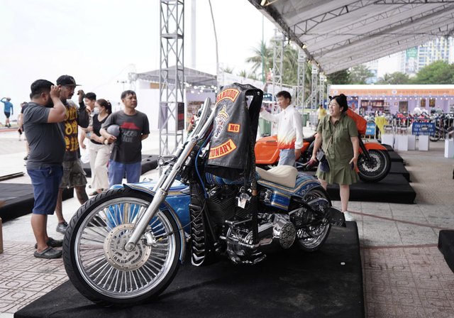 Over 1,000 local, international bikers join Asia-Pacific motorcycle festival in south-central Vietnam - Ảnh 4.