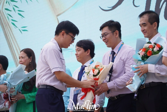 Rời "Bến đỗ" để "Ra khơi": Nghi thức trưởng thành ấn tượng của học sinh Gia Định- Ảnh 7.