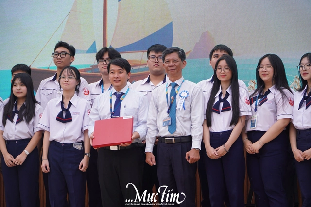 Rời "Bến đỗ" để "Ra khơi": Nghi thức trưởng thành ấn tượng của học sinh Gia Định- Ảnh 11.