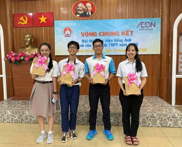 Gặp gỡ 2 quán quân Cuộc thi Hùng biện tiếng Anh THPT - Ảnh 3.
