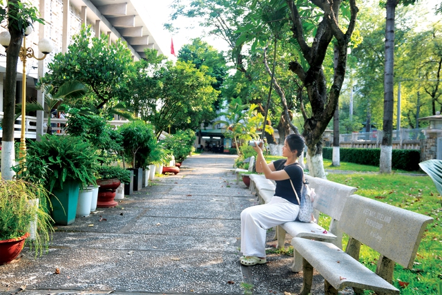 Không cần đến quán cà phê, chúng mình có thể học bài ở 3 thư viện miễn phí này - Ảnh 4.